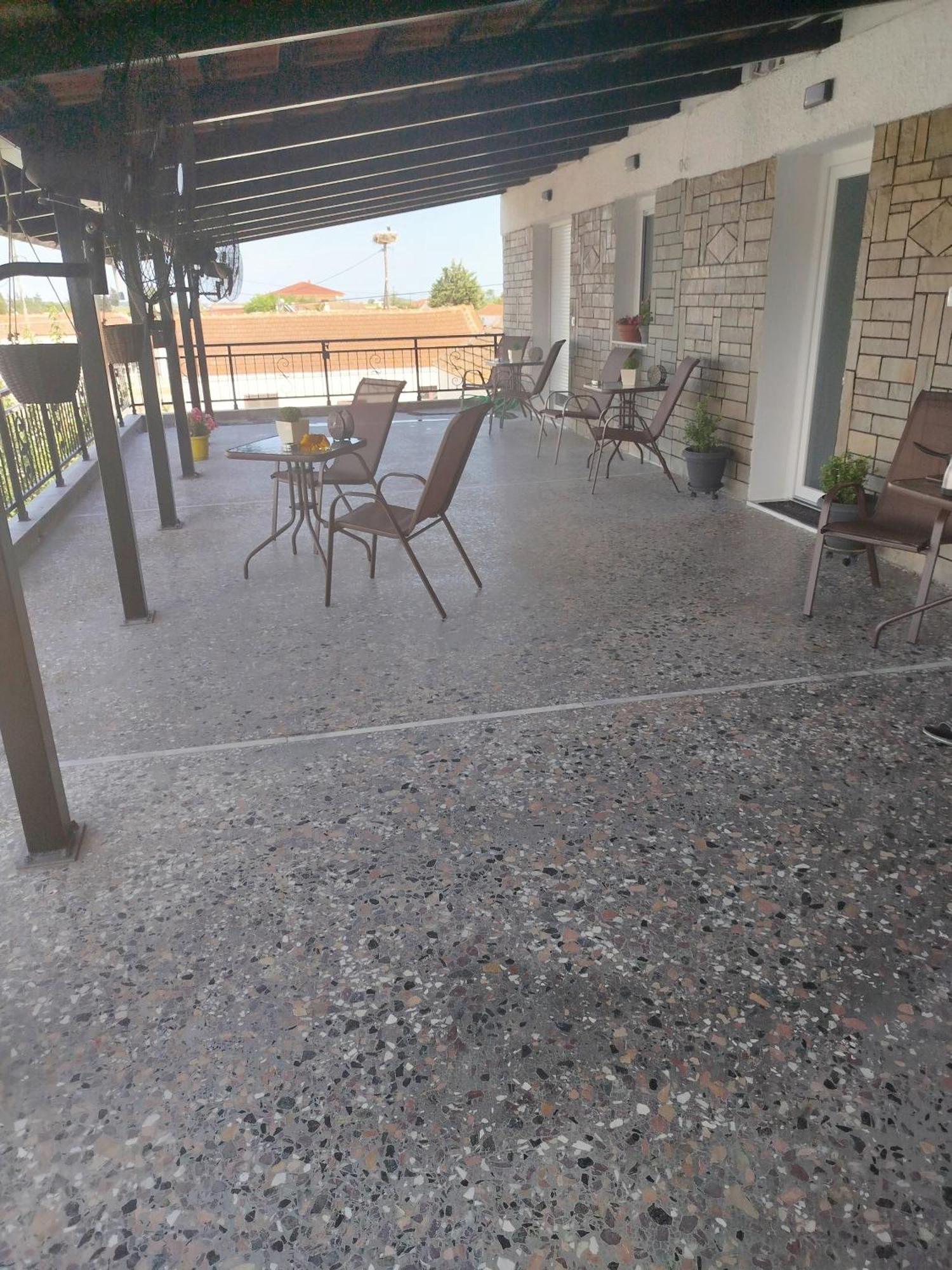 Four Sis Rooms Mangana Exterior photo